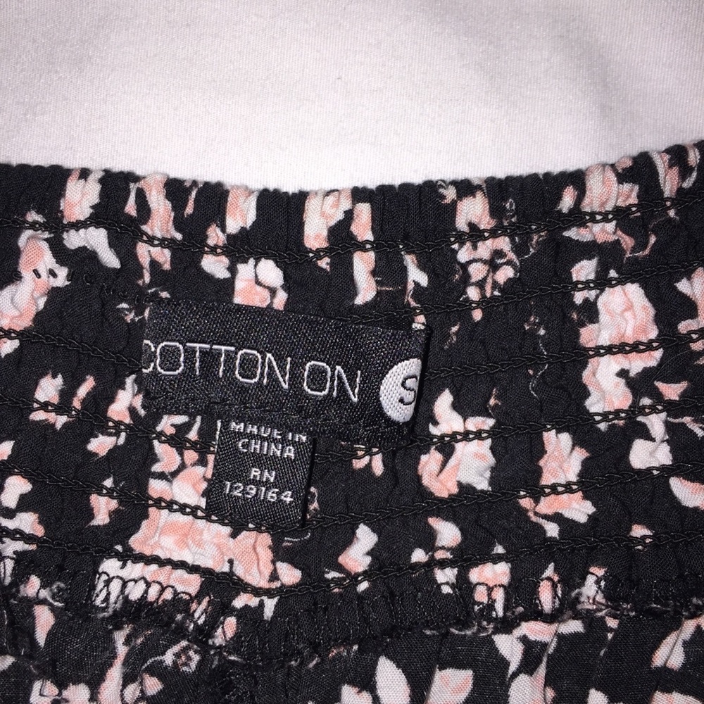 COTTON ON ROSE SHORTS - Picture 3 of 3